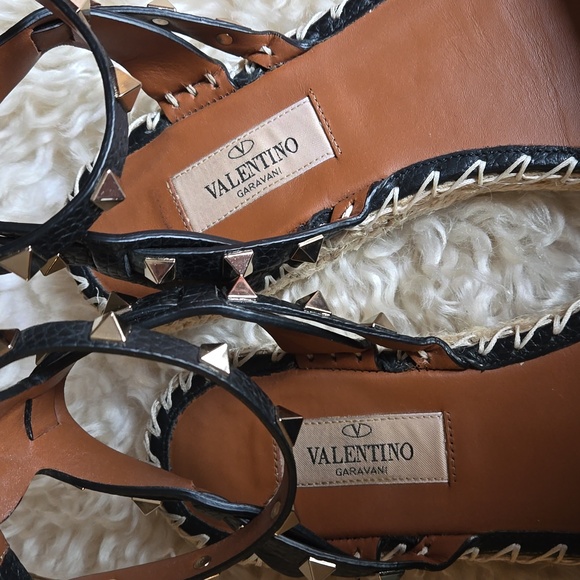 Valentino Garavani Black Espadrilles - Picture 4 of 11